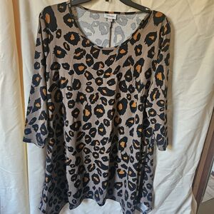 Avenue Leopard Print Tunic - Black and Orange